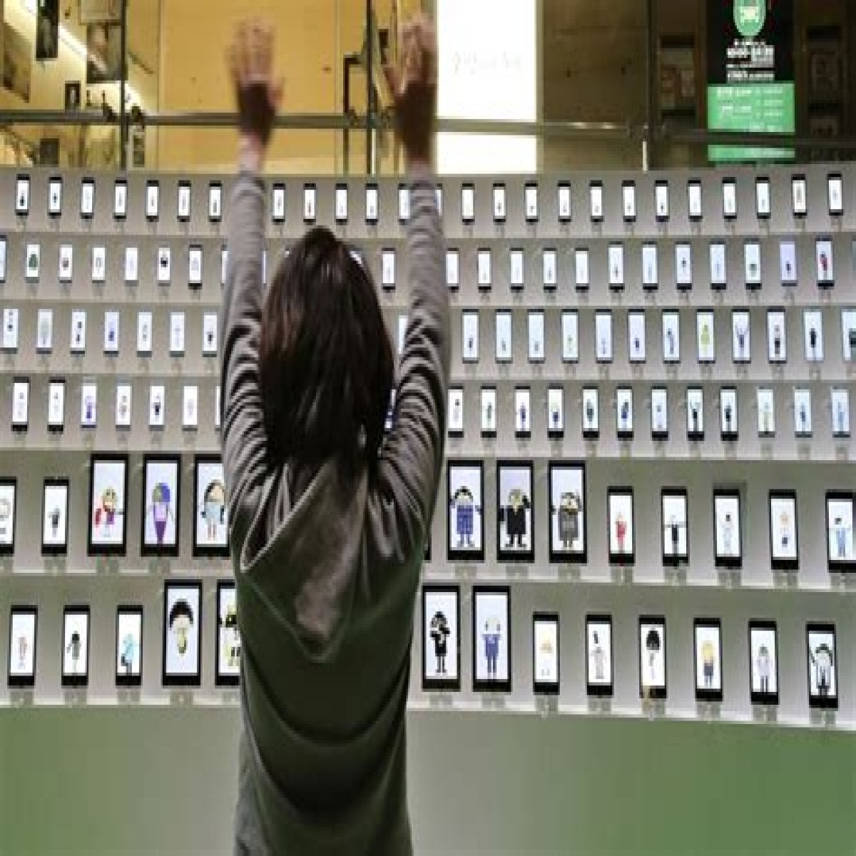 Are mobile phones being lost in a ‘sea of sameness’? | Science and Technology