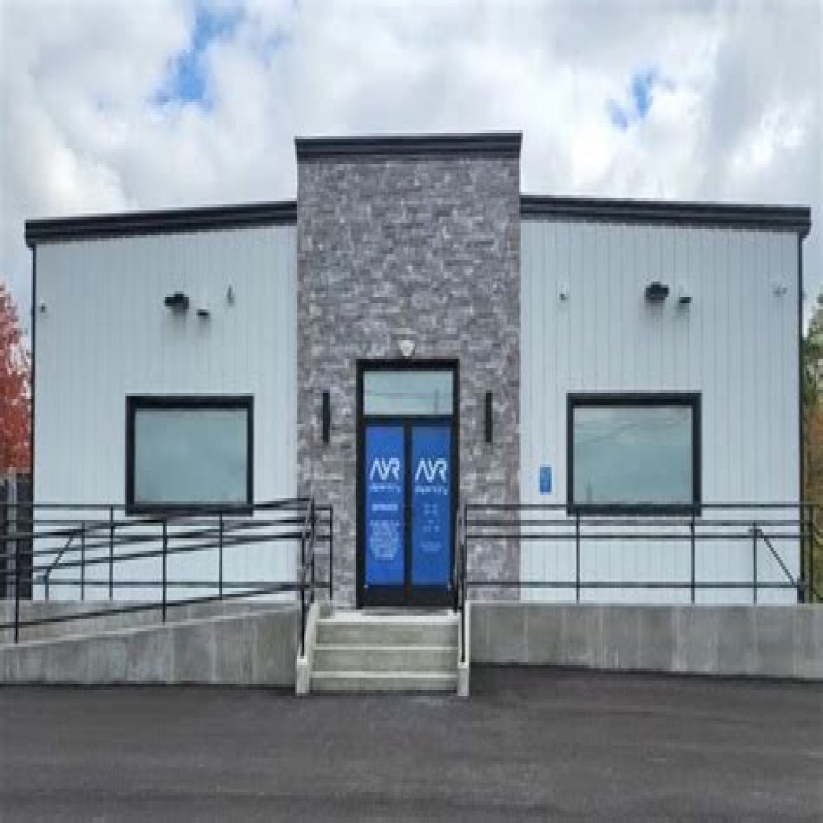 Cannabis Dispensary Roundup: Ayr Wellness, High Tide, Harvest Of Ohio, Delta 9 Cannabis
