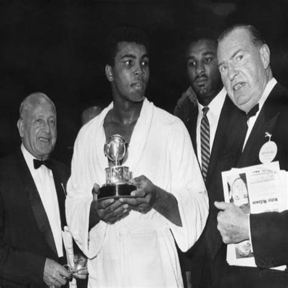 Muhammad Ali - Quotes, Record & Spouse